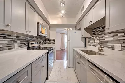 8101 Amelia Road #206, Houston, TX 77055 - Photo 16