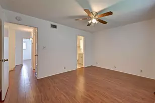 8101 Amelia Rd, Houston, TX 77055 - Photo 24