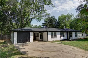 619 9th St, Terrell, TX 75160 - Photo 2