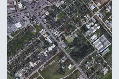 101 East Walker St, League City, TX 77573 - Photo 2