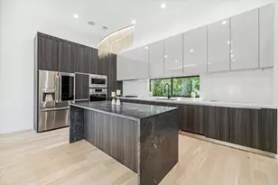 713 Memorial Heights Dr, Houston, TX 77007 - Photo 8