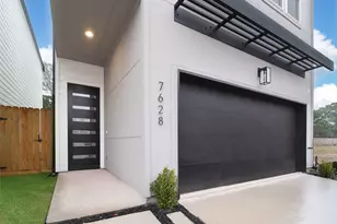 7628 Inwood Hls Ln, Houston, TX 77088 - Photo 1