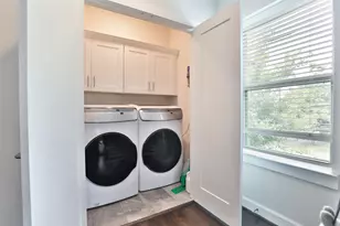 845 Fisher St, Houston, TX 77018 - Photo 30