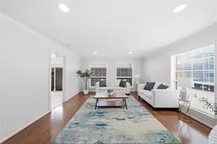 727 Bunker Hill Rd, Houston, TX 77024 - Photo 8