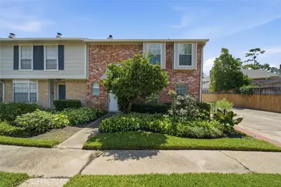 727 Bunker Hill Road #7, Houston, TX 77024 - Photo 2