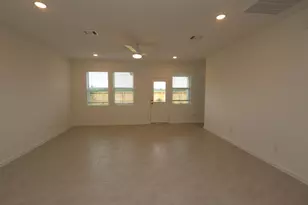 347 W Rose Marie Ln, Montgomery, TX 77356 - Photo 6