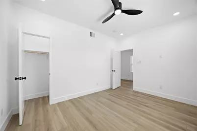 801 E 32nd 1/2 Street #A B, Houston, TX 77022 - Photo 26