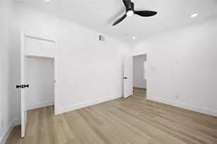 801 E 32nd 1/2 St, Houston, TX 77022 - Photo 26