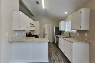 8155 Big Oak Trail Dr, Houston, TX 77040 - Photo 4