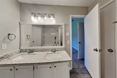 8155 Big Oak Trail Drive, Houston, TX 77040 - Photo 10