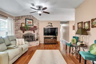 628 Meadowbriar St, League City, TX 77573 - Photo 18