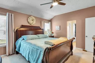628 Meadowbriar St, League City, TX 77573 - Photo 10