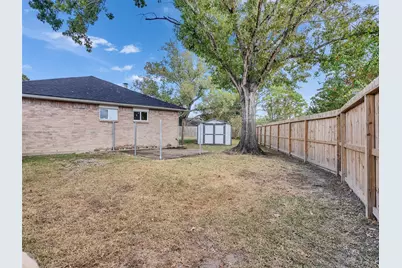 628 Meadowbriar Street, League City, TX 77573 - Photo 32