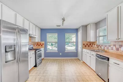 19039 Remington Park Drive, Houston, TX 77073 - Photo 4