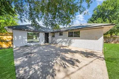 8706 Meadowview Drive, Houston, TX 77037 - Photo 34