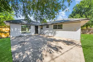 8706 Meadowview Dr, Houston, TX 77037 - Photo 34