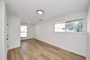 8706 Meadowview Dr, Houston, TX 77037 - Photo 26