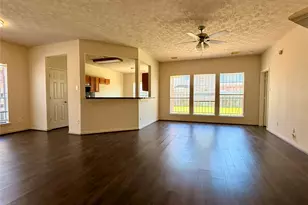13423 Agarita Ln, Houston, TX 77083 - Photo 6