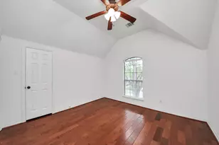 1807 Ravenel Ln, Sugar Land, TX 77479 - Photo 34