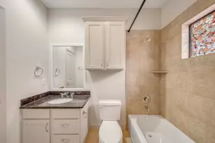 1914 Woodbury St, Houston, TX 77030 - Photo 22