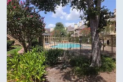 2425 Holly Hall Street #B36, Houston, TX 77054 - Photo 2