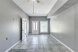 6223 Lavender St, Houston, TX 77026 - Photo 8