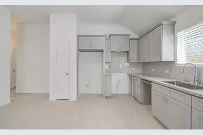 14230 Aston Pine Drive, Houston, TX 77032 - Photo 6