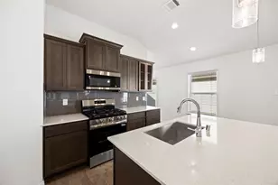 25062 Lindsey Ln, Magnolia, TX 77354 - Photo 6