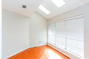 4930 Feagan St, Houston, TX 77007 - Photo 12