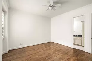 107 Wynden Trace Ln, Houston, TX 77056 - Photo 32