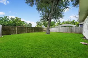 3706 Nathaniel Brown St, Houston, TX 77021 - Photo 24