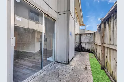 5636 Birchmont Drive #21, Houston, TX 77091 - Photo 18