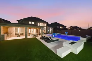 28607 Royal Pines Ct, Fulshear, TX 77494 - Photo 2