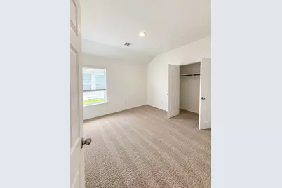 507 Oak Chase Avenue, Dayton, TX 77535 - Photo 10