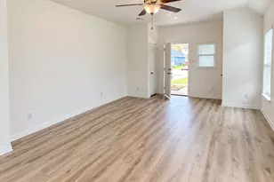 507 Oak Chase Ave, Dayton, TX 77535 - Photo 4