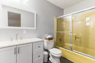 103 S Ringgold St, West Columbia, TX 77486 - Photo 10