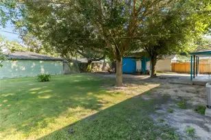 103 S Ringgold St, West Columbia, TX 77486 - Photo 16
