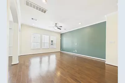 10606 Shadow Elm Court, Houston, TX 77043 - Photo 28