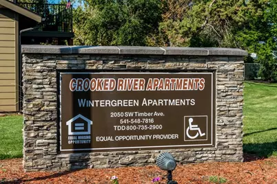 2050 SW Timber Ave, Redmond, OR 97756 - Photo 2