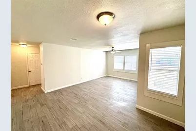 2320 29th Avenue N, Texas City, TX 77590 - Photo 10