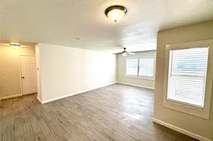 2320 29th Ave N, Texas City, TX 77590 - Photo 10