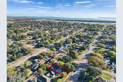 404 17th Avenue N, Texas City, TX 77590 - Photo 24