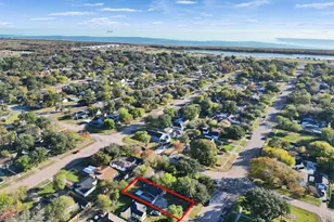 404 17th Ave N, Texas City, TX 77590 - Photo 24