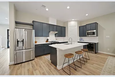 911 W 35th Street #C, Houston, TX 77018 - Photo 14