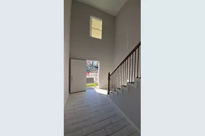 8203 Oak Knoll Lane #B, Houston, TX 77028 - Photo 4