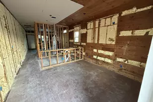 1911 40th St, Galveston, TX 77550 - Photo 28