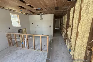 1911 40th St, Galveston, TX 77550 - Photo 30