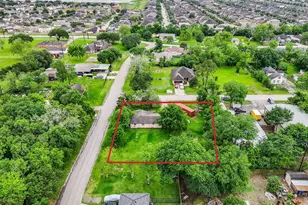3635 Van Meter St, Houston, TX 77047 - Photo 6