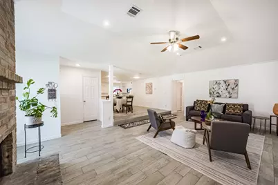 6207 Briar Glade Drive, Houston, TX 77072 - Photo 8