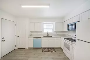 6207 Briar Glade Dr, Houston, TX 77072 - Photo 10